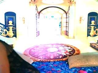 IndianSilkySpice live cam preview
