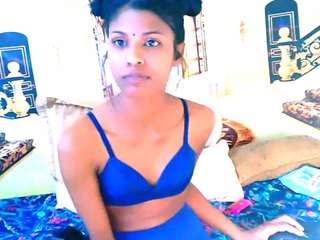 IndianSilkySpice live cam preview