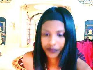 IndianSilkySpice live cam preview