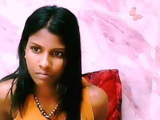 IndianSilkySpice live cam preview