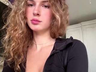 Zoe live webcam show