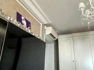 Zoe live webcam show