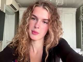Zoe live webcam show