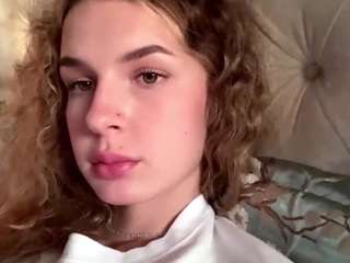 Zoe live webcam show