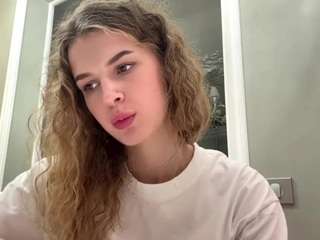 Zoe live webcam show