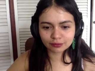 jerlenemonie live webcam show