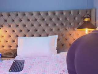 KylieSweett live webcam show