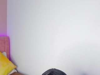 Lanaa-Brm live webcam show
