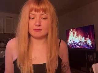 mariekoshy live webcam show