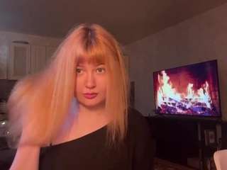 mariekoshy live webcam show