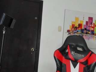 missclouud live webcam show