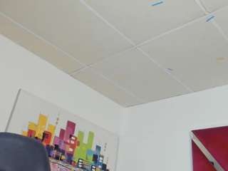 missclouud live webcam show