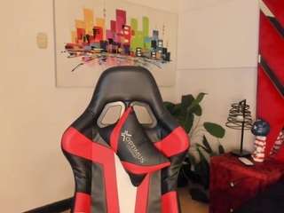 Missclouud live webcam show