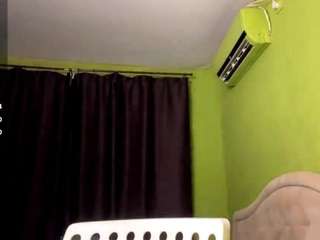 Overshine live cam preview