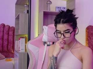 Sophi Bunny live webcam show