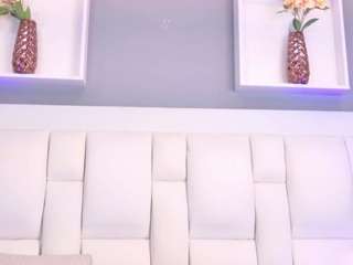 Vanesaguzman's cam show statistics and live stream