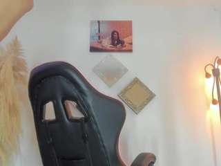 gilary Live Webcam on CamSoda