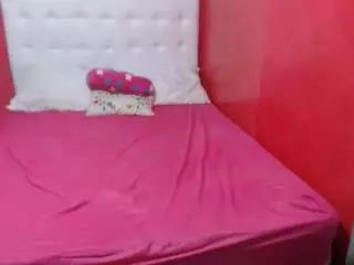 SelenaGomezz's Live Sex Cam Show
