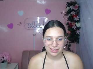 Lia-Rose-Ch live webcam show