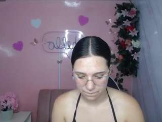 Lia-Rose-Ch live webcam show