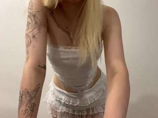 savannascallion live webcam show
