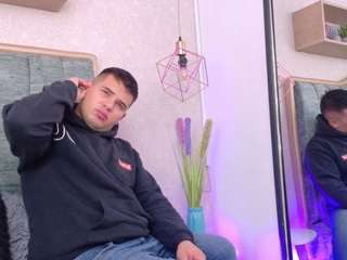 adrianlust