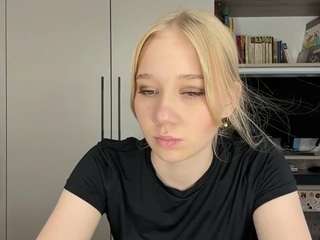 Emma live webcam show