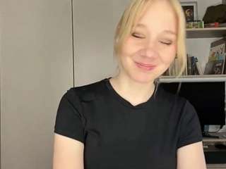 Emma live webcam show