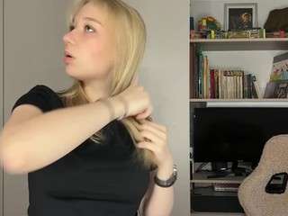 Emma live webcam show