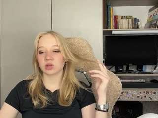 Emma live webcam show