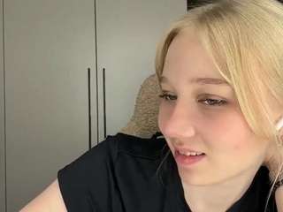 Emma live webcam show