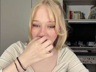 Emma live webcam show