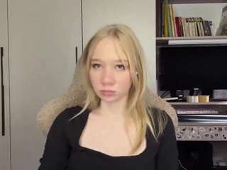 Live cam show with Emma