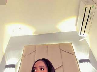 Britany More — cam show live
