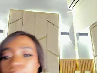 britanyymore's live room