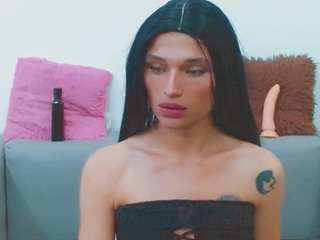 Carol_lit live cam preview