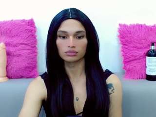 Carol_lit live cam preview