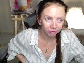 EmilyStevart live webcam show