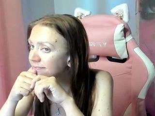 Live cam show with EmilyStevart