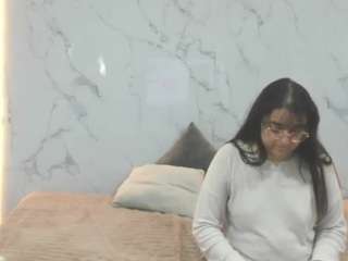 genesis-y-moon live webcam show