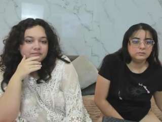 genesis-y-moon live webcam show