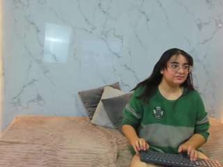 genesis-y-moon live webcam show