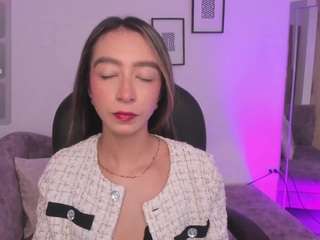 Helen-foxy live webcam show