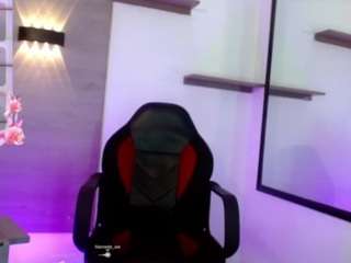 ashleysofiathenison's live room