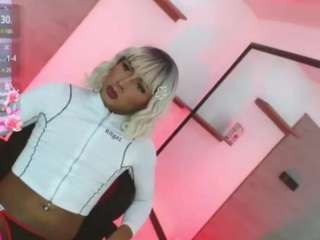 ashleysofiathenison