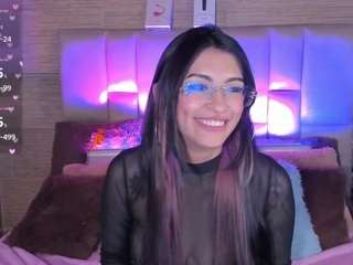 MiaDevine live webcam show