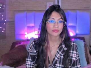 MiaDevine