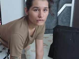 miia-king live webcam show