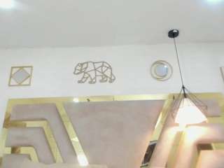 tania-brown01 live cam preview