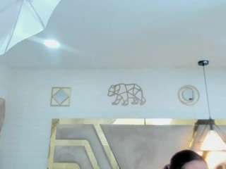 tania-brown01 live cam preview